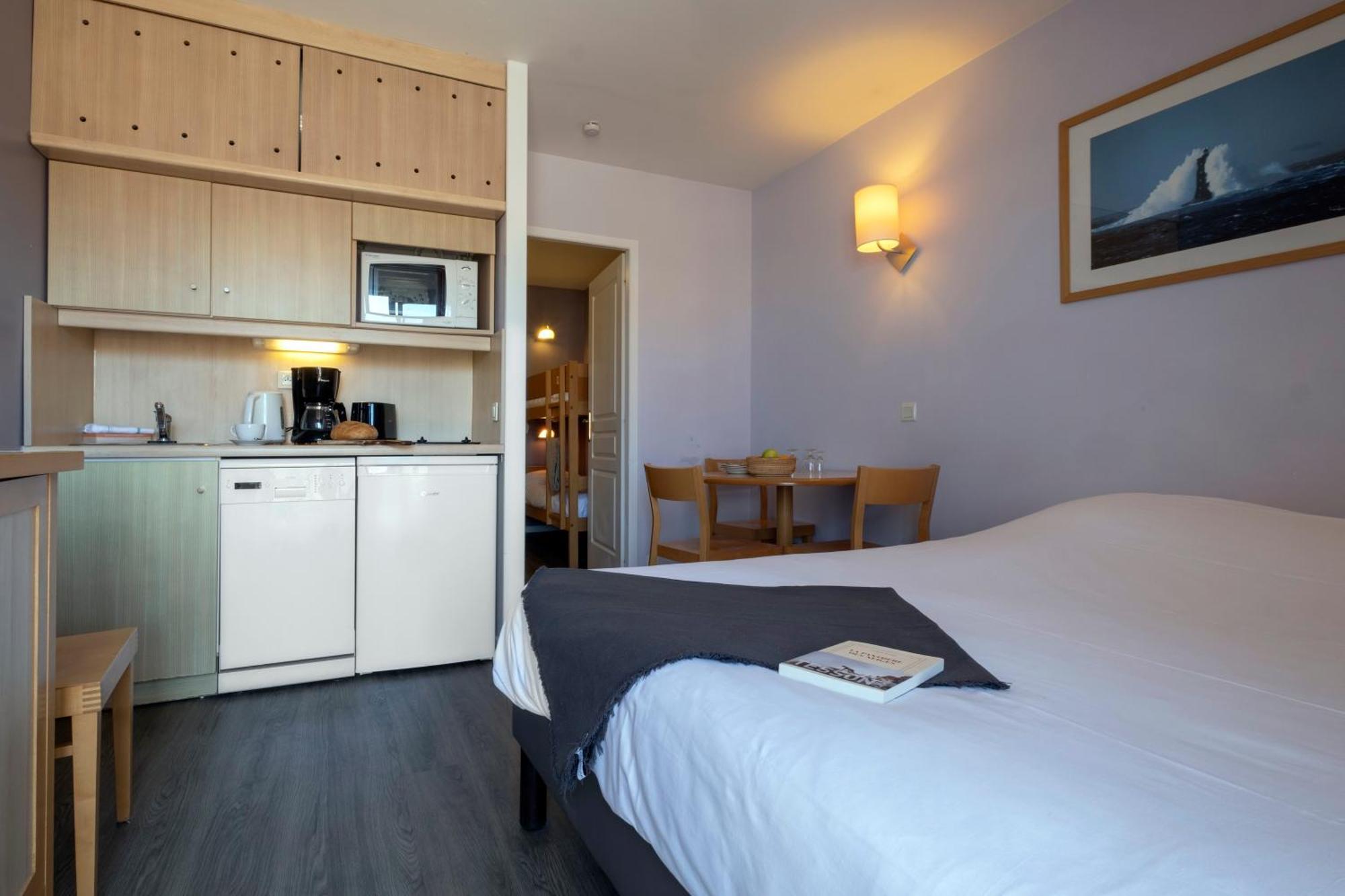 Pierre & Centre Aparthotel 3*