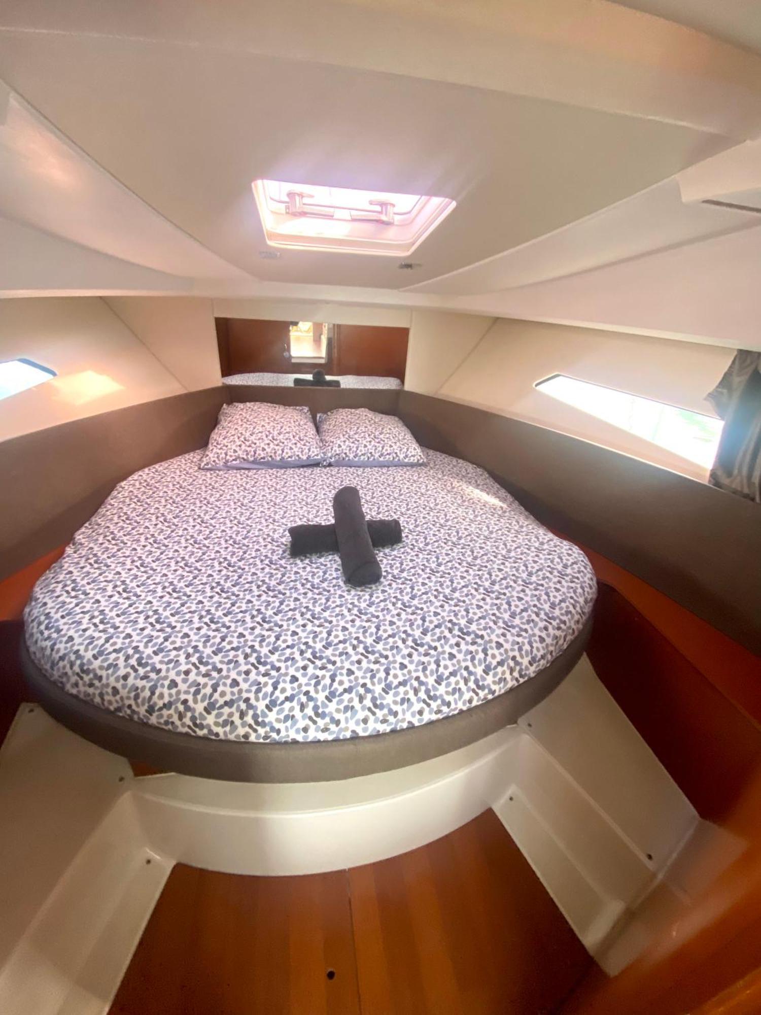 Nuit Insolite Sur Un Bateau à La Rochelle Bateau-hôtel