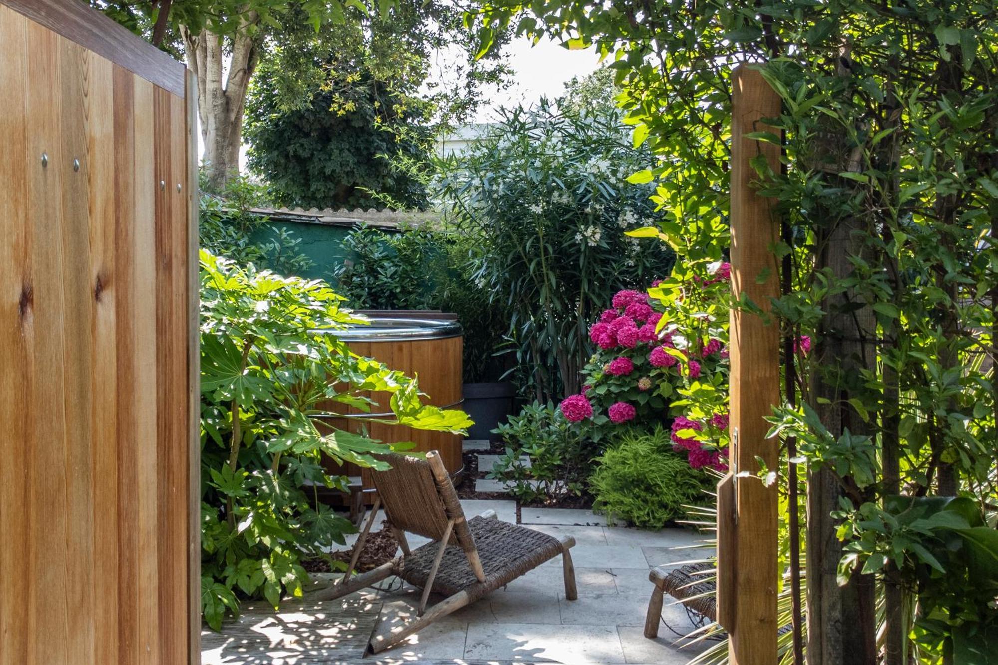 Escale Rochelaise B&b, Bain Nordique Et Sauna Tonneau La Rochelle (Charente-Maritime)