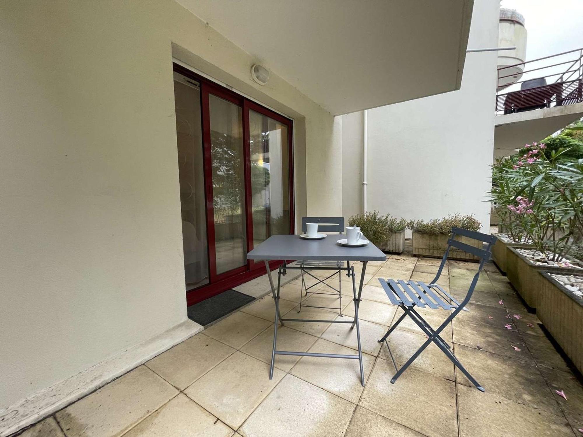 Cosy A La Rochelle Avec Terrasse, Piscine Et Parking Prive - Fr-1-246-121 Apartment