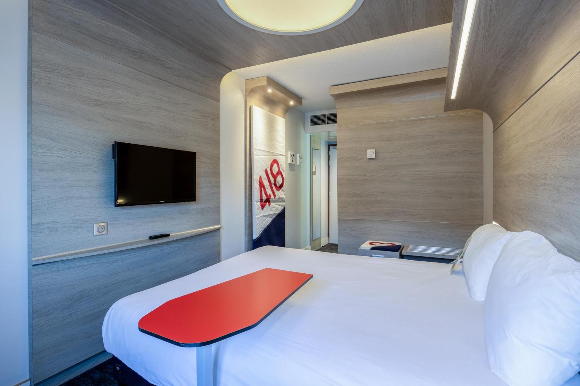 Hotel Ibis Styles La Rochelle Centre 3*