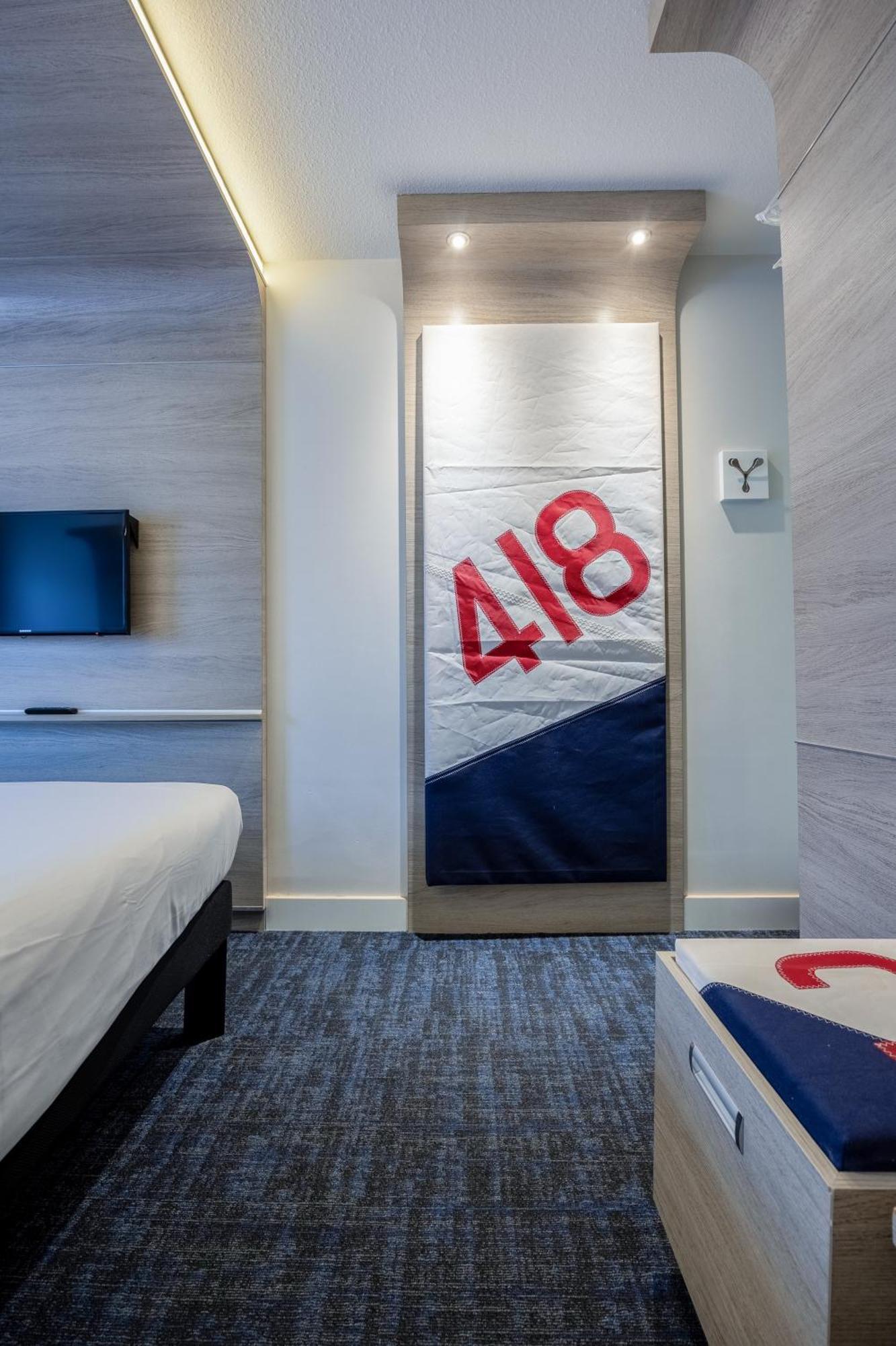 Hotel Ibis Styles La Rochelle Centre 3*