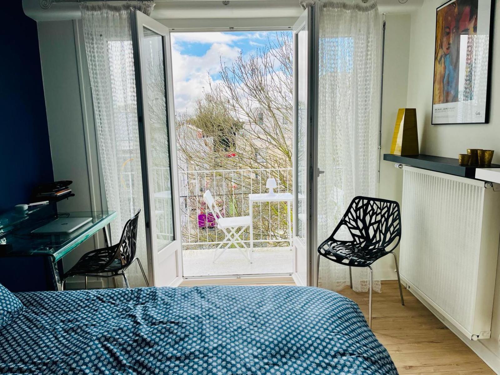 Apartment Champs De Mars 1 Proche Centre Ville, Balcon Et Parking