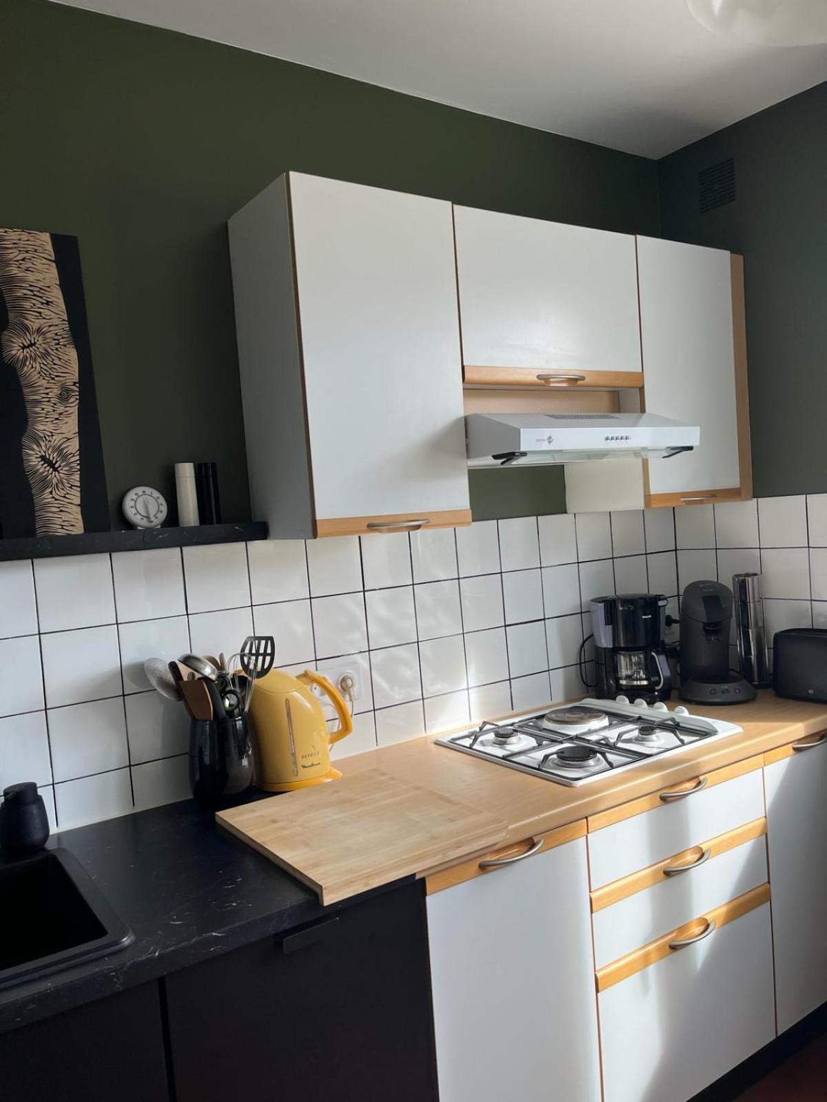 Apartment Champs De Mars 1 Proche Centre Ville, Balcon Et Parking *