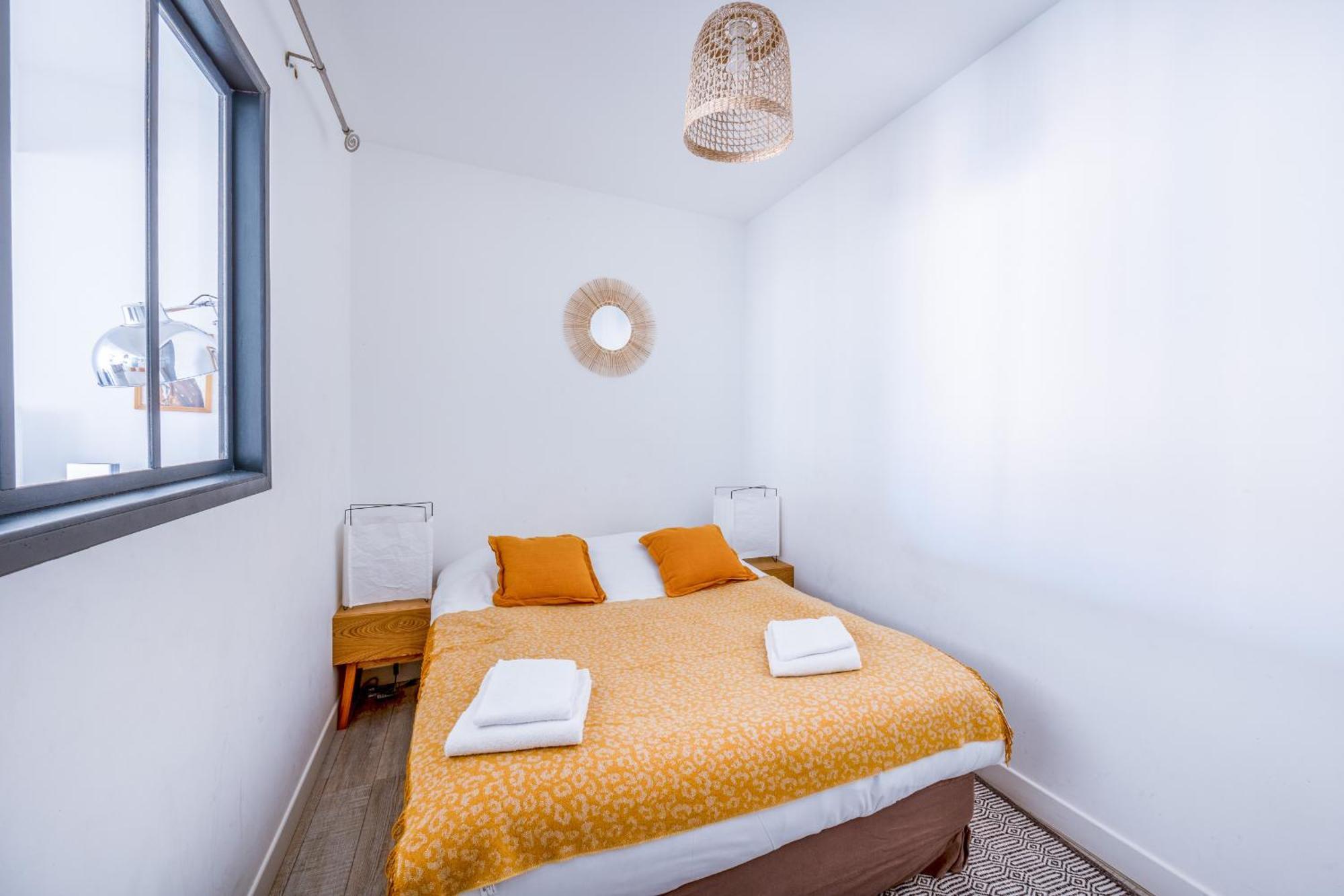 Appartement La Cours Des Dames - Sur Le Vieux Port De La Rochelle 43m2