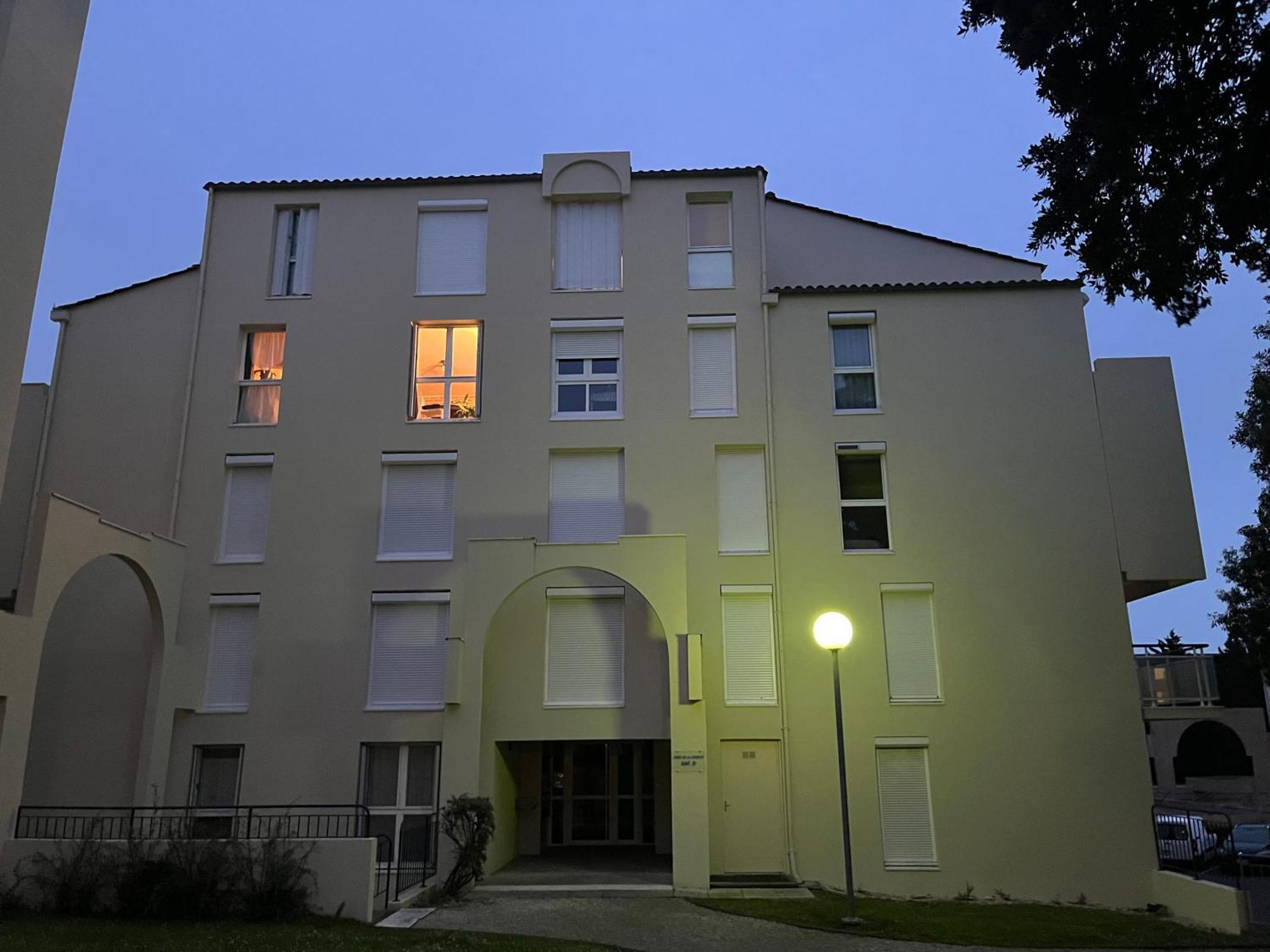 Appartement Studio Entièrement Rénové 7 Rue Du Stade Résidence L'orée De La Genette *