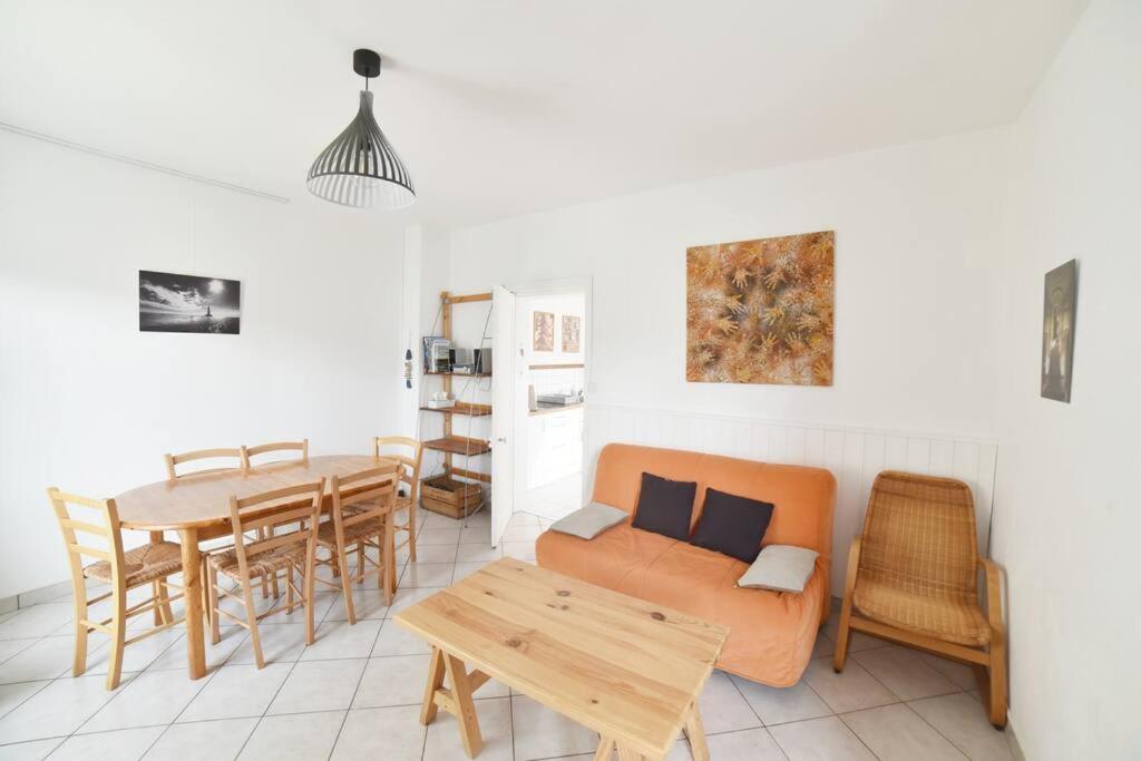 Charmante Maisonnette Avec Terrasse Appartement