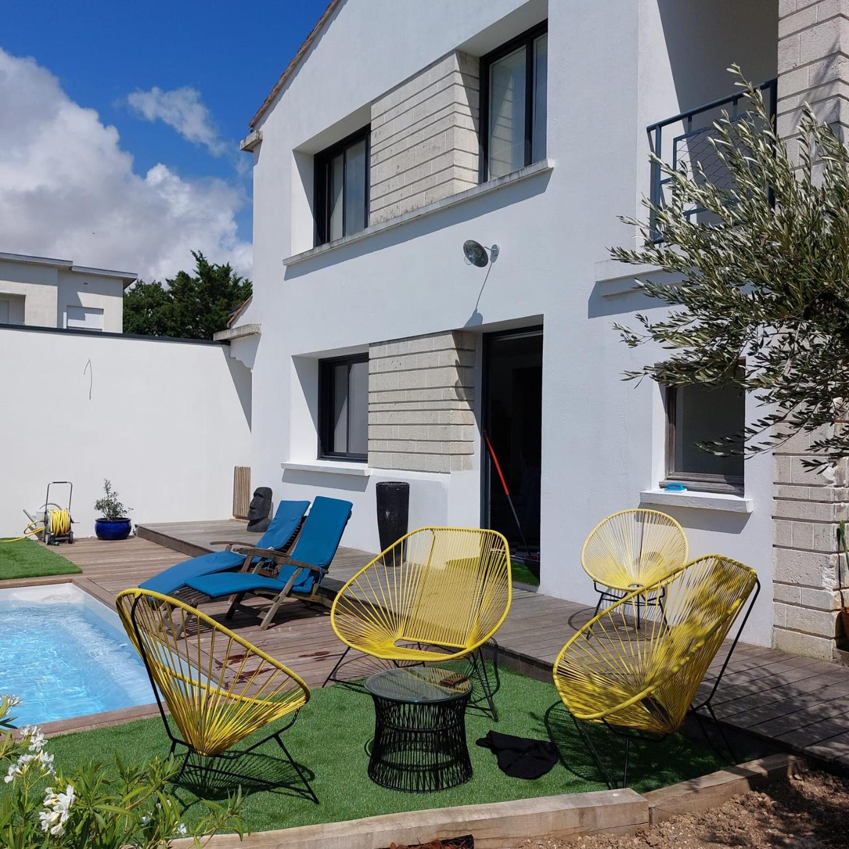 Maison Familiale Avec Jacuzzi Et Piscine