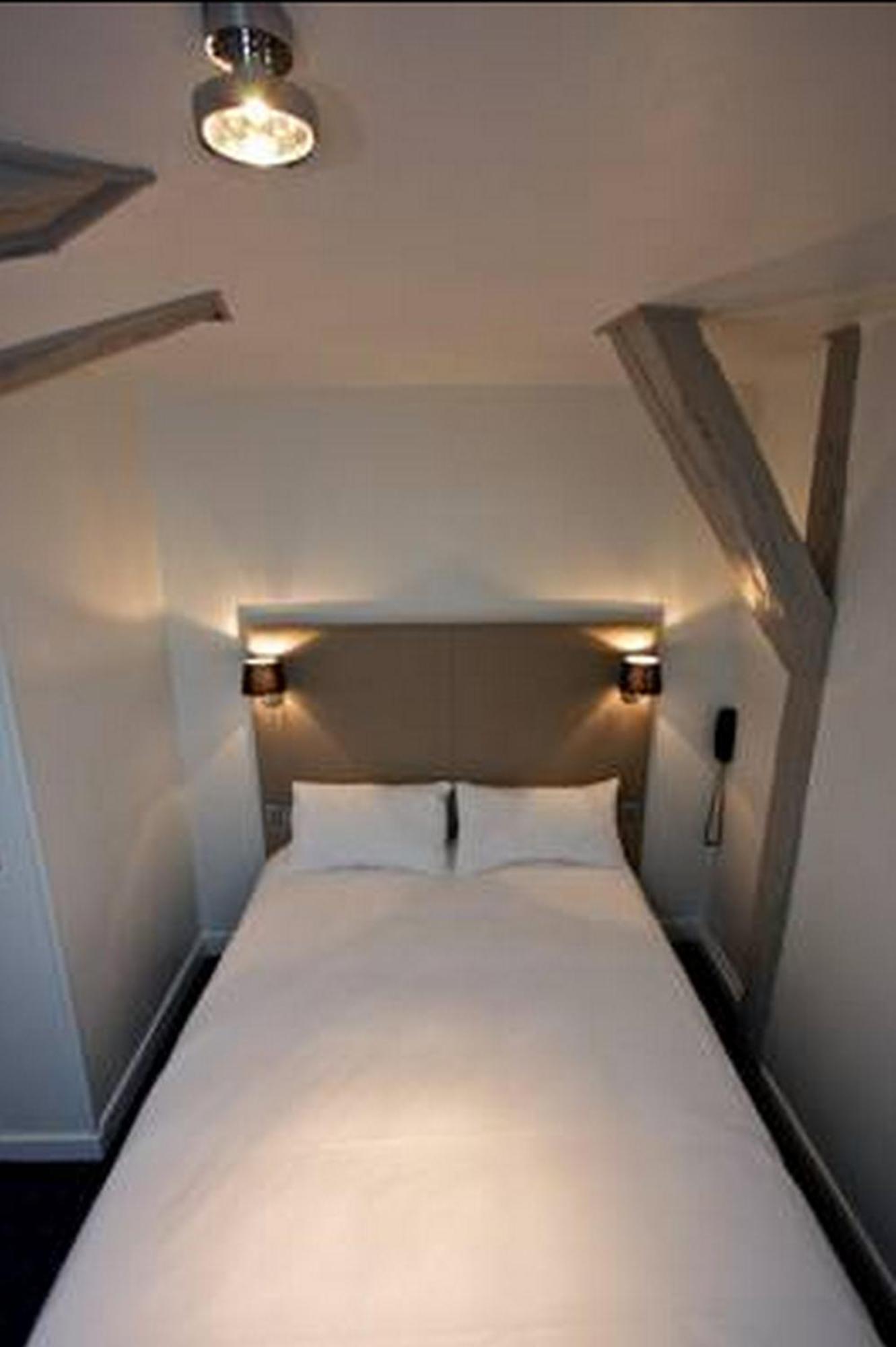 Hotel Henri Iv