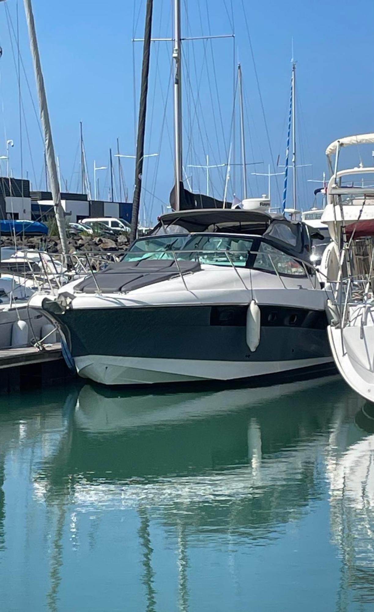 Bateau-hôtel Nuit Sur Un Magnifique Bateau Linge Et Menage Inclus - Boat Paradise La Rochelle *