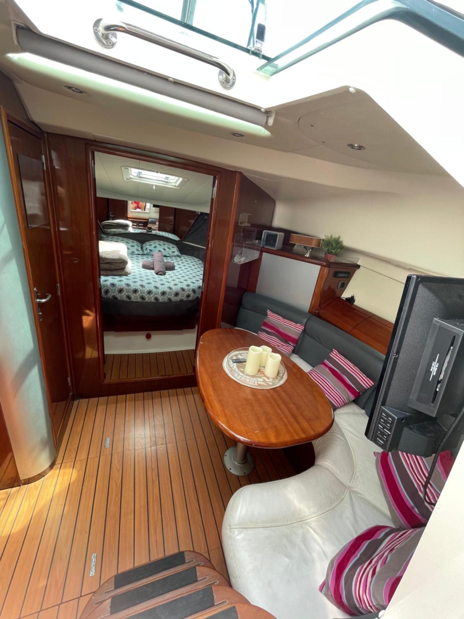 Bateau-hôtel Nuit Sur Un Magnifique Bateau Linge Et Menage Inclus - Boat Paradise La Rochelle *