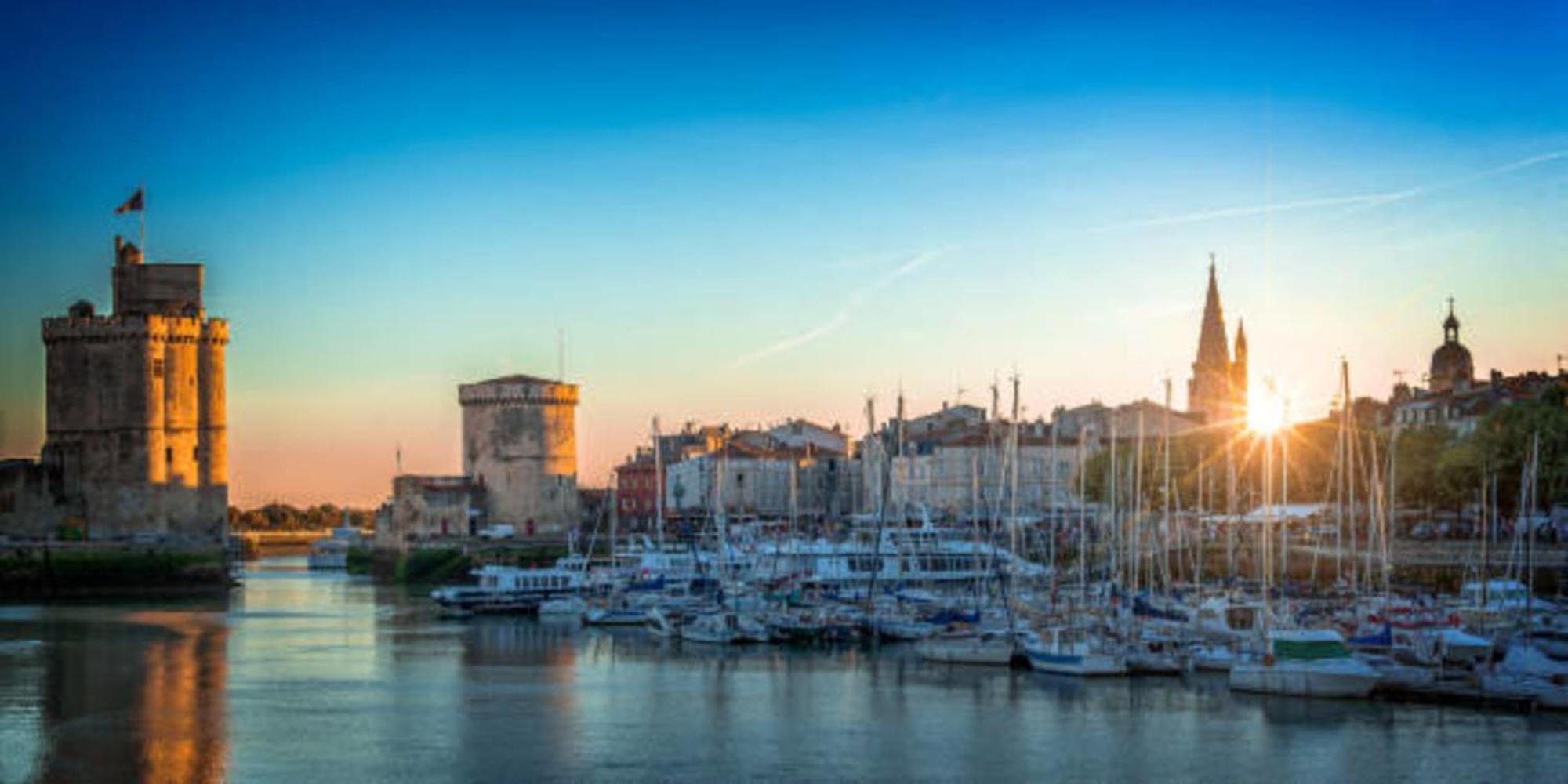 Appartement Charming With Pool In La Rochelle