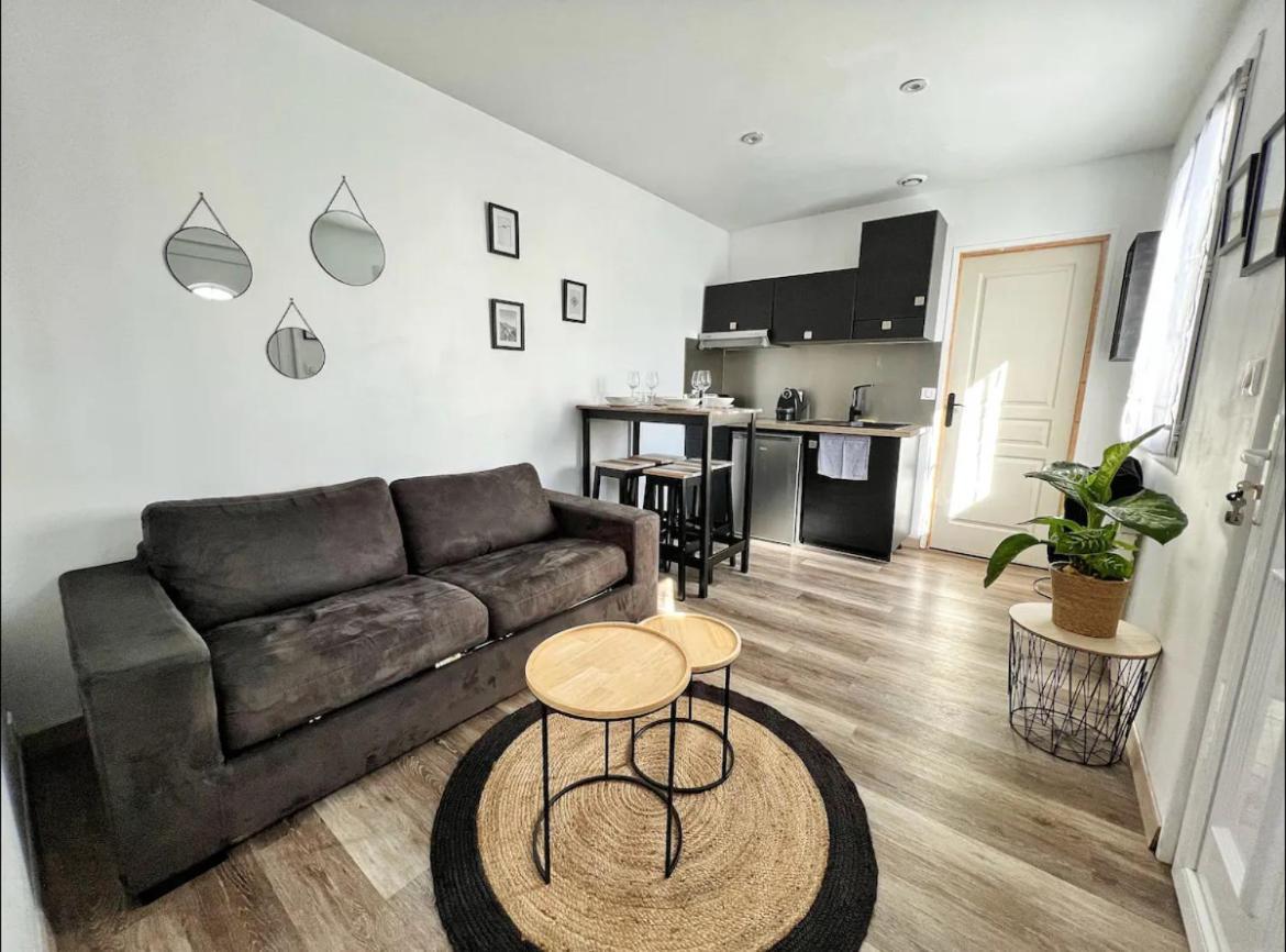 Joli Avec Parking Apartment *