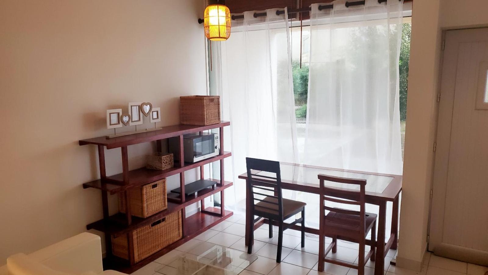 Apartment Studio Avec Parking Et Acces Piscine La Rochelle (Charente-Maritime)