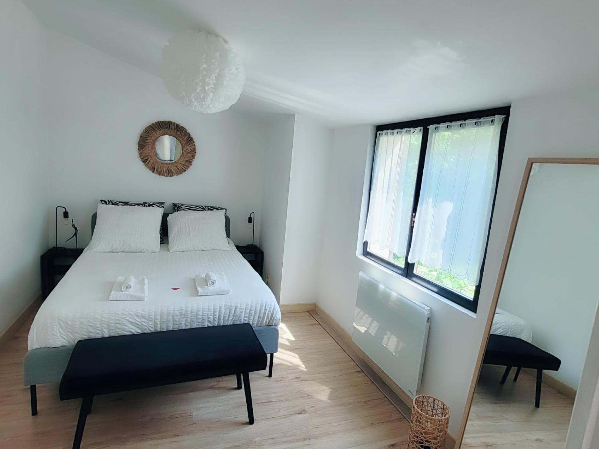 Maison De Au Calme Avec Jardin Et Parking Apartment