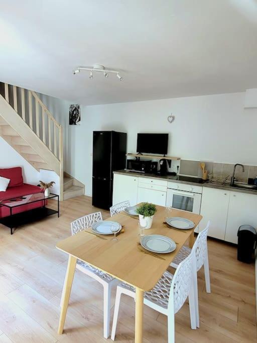 Appartement Joli Duplex Avec Terrasse Et Parking *