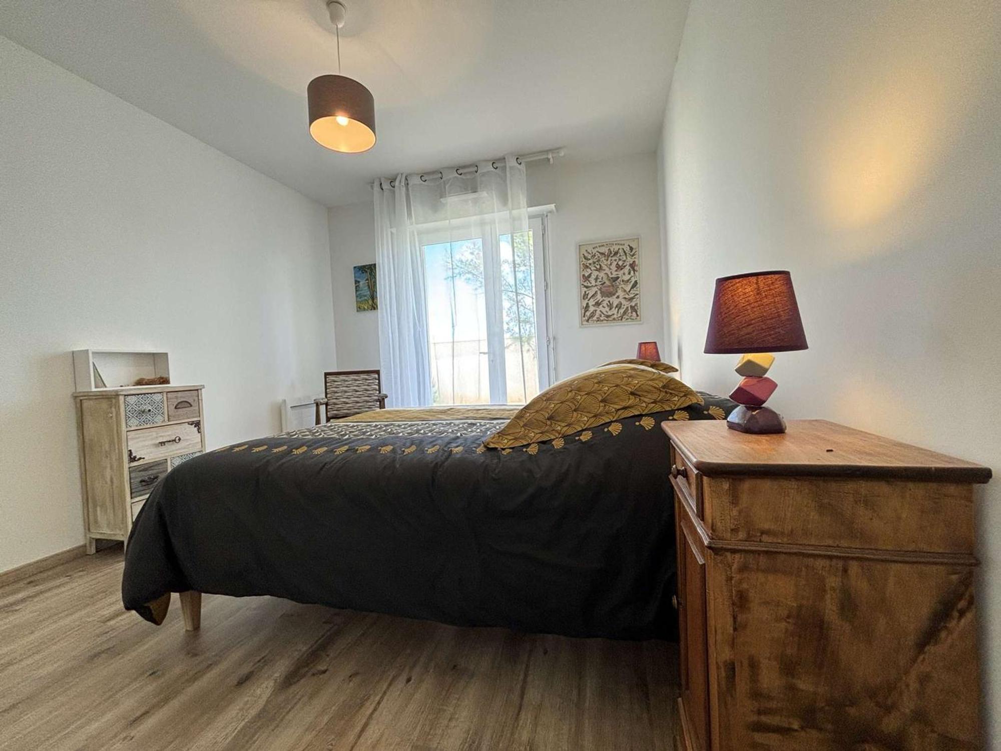 House La Rochelle - 6 Pers, 135 M2, 4/3 Hébergement de vacances La Rochelle (Charente-Maritime)