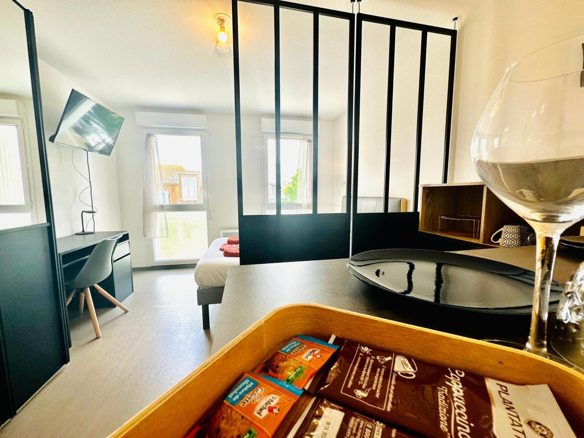 Appartement 13 Min - Parking - Menage & Linge Inclus