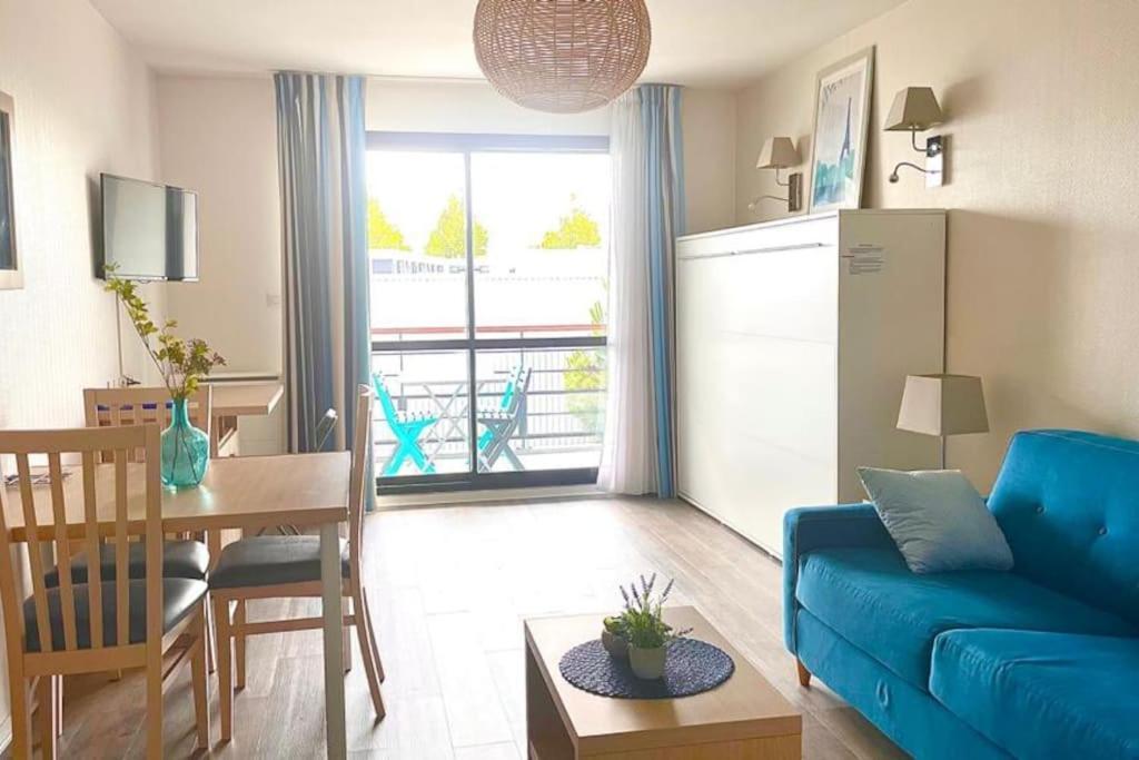 T1 Avec Piscine Et Terrasse Au Coeur De Apartment La Rochelle (Charente-Maritime)