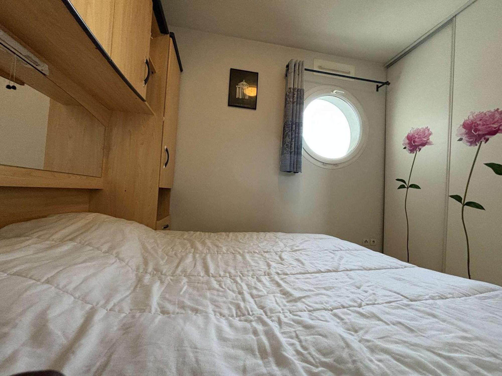 Apartment 2 Pieces Avec Terrasse, Piscine, Parking Et Animaux Admis - Fr-1-246-500 *