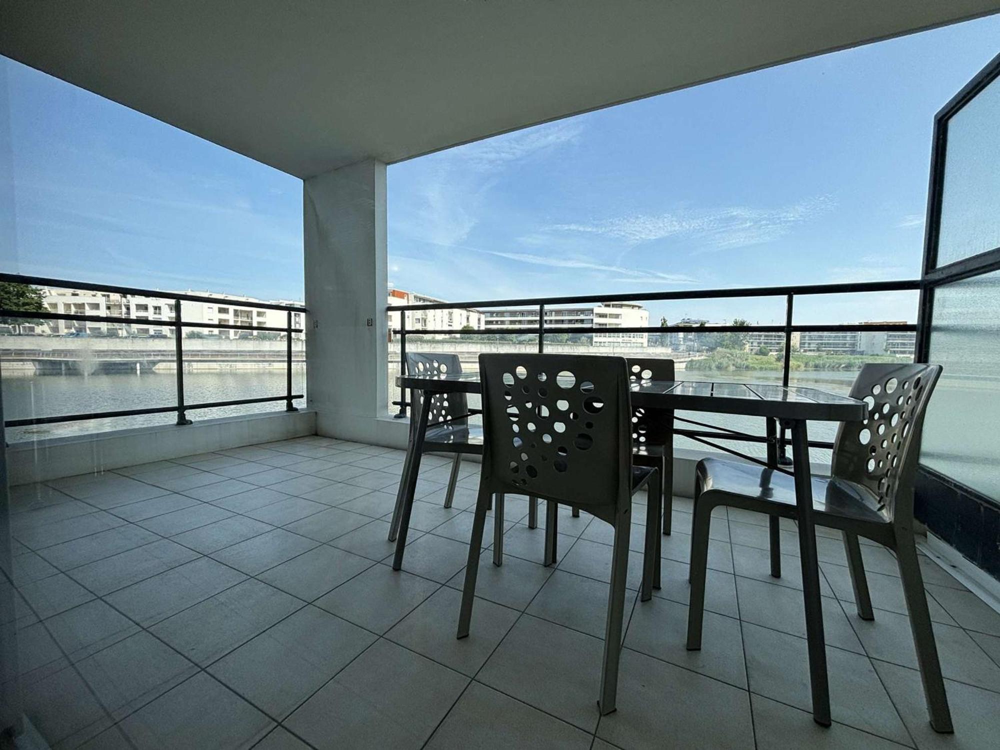2 Pieces Avec Terrasse, Piscine, Parking Et Animaux Admis - Fr-1-246-500 Apartment *