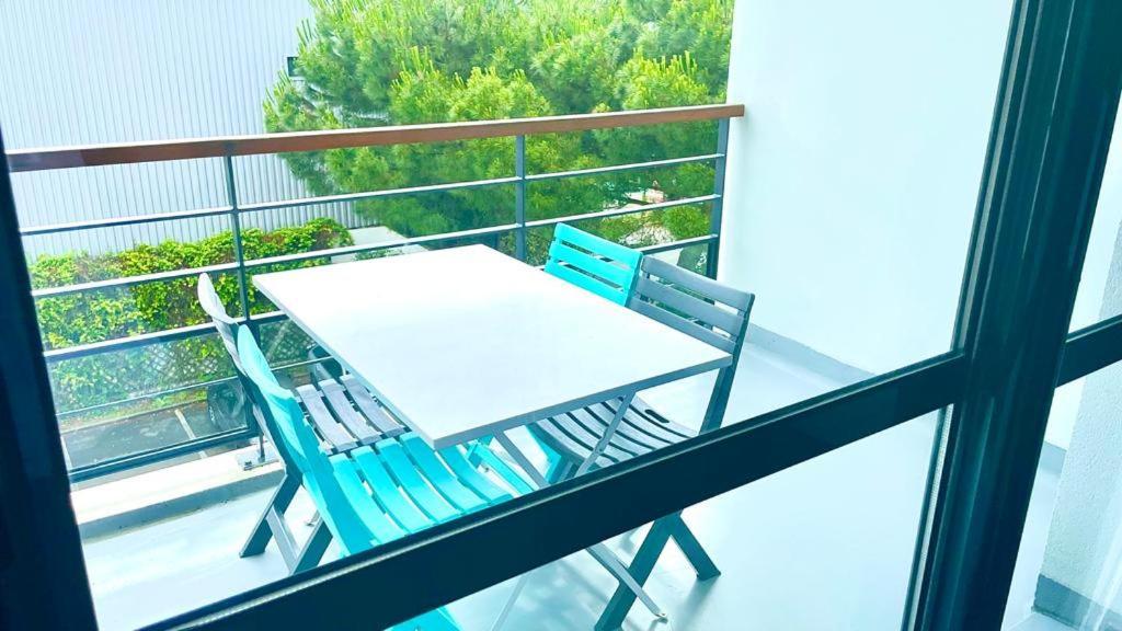 Apartment T1 Avec Piscine Et Terrasse Au Coeur De *