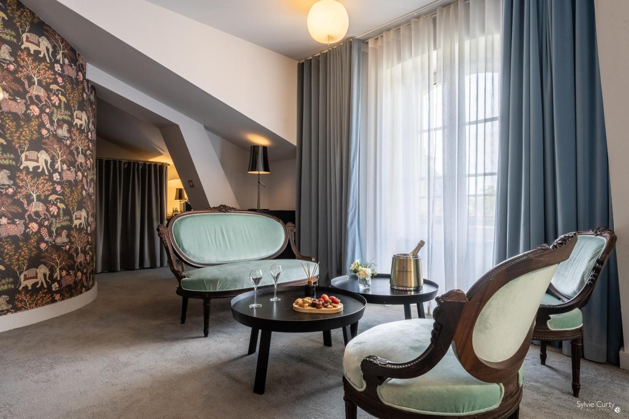 La Monnaie Arty & 4*