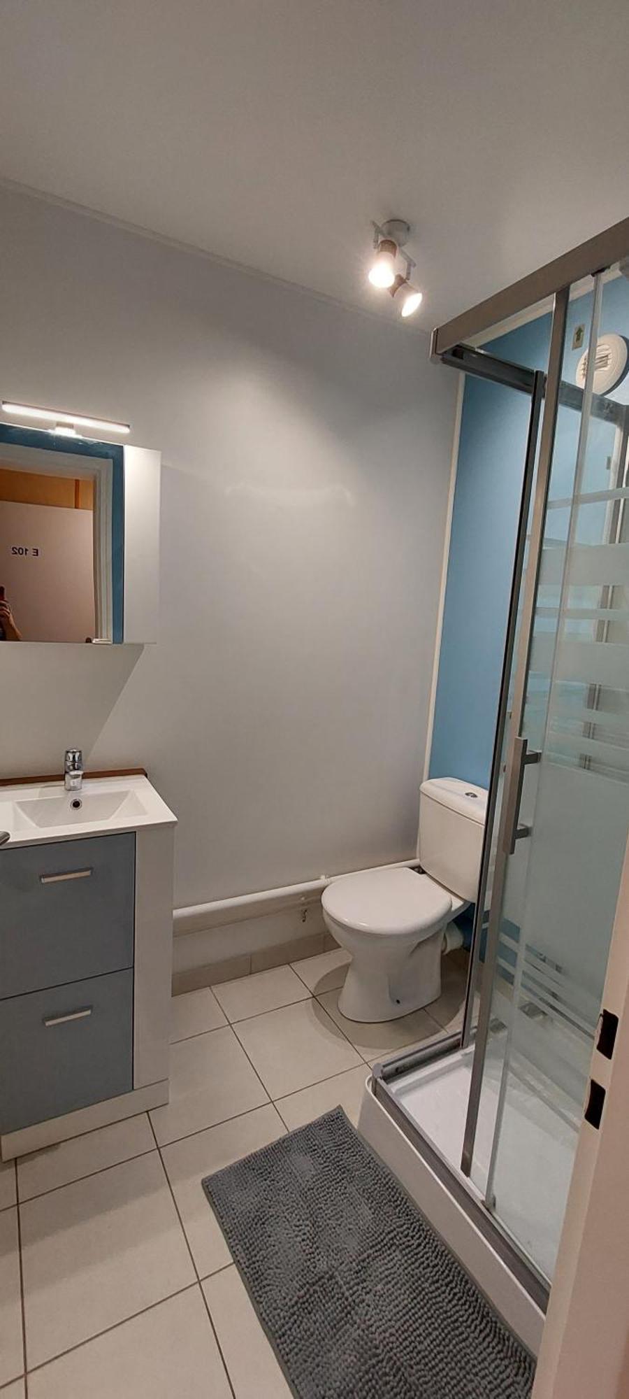 Appartement Calme, Entre Centre Et *