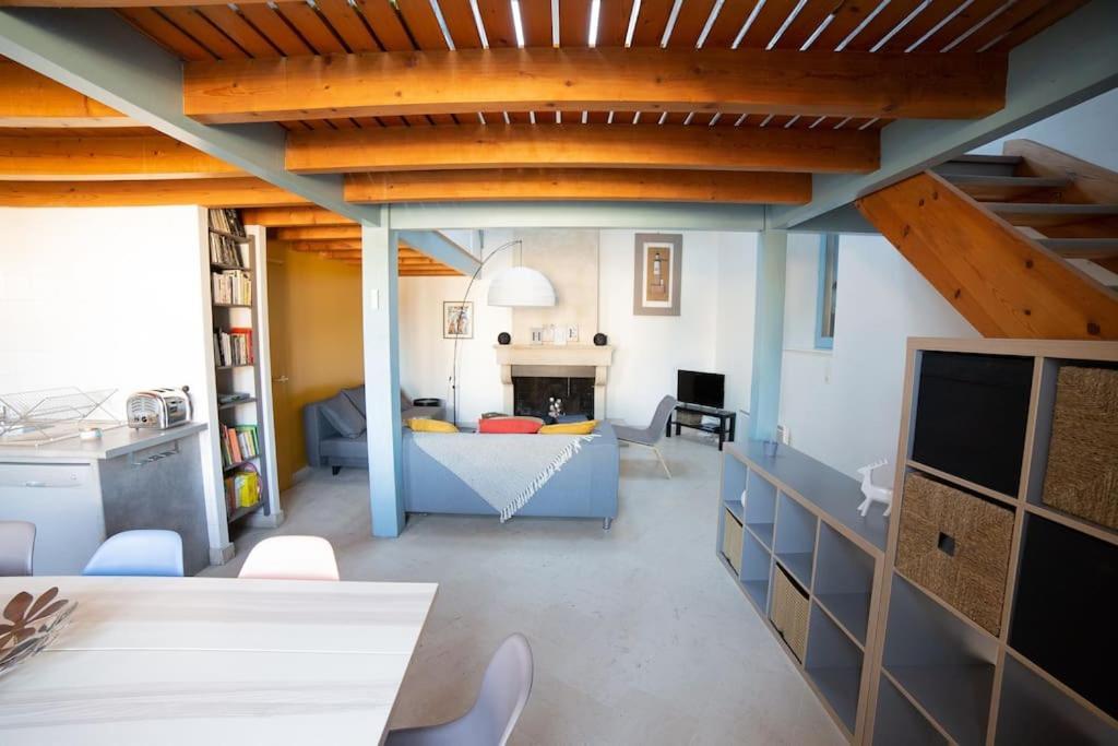 Maison Type Loft - Avec Parking En Plein Centre Holiday home La Rochelle (Charente-Maritime)
