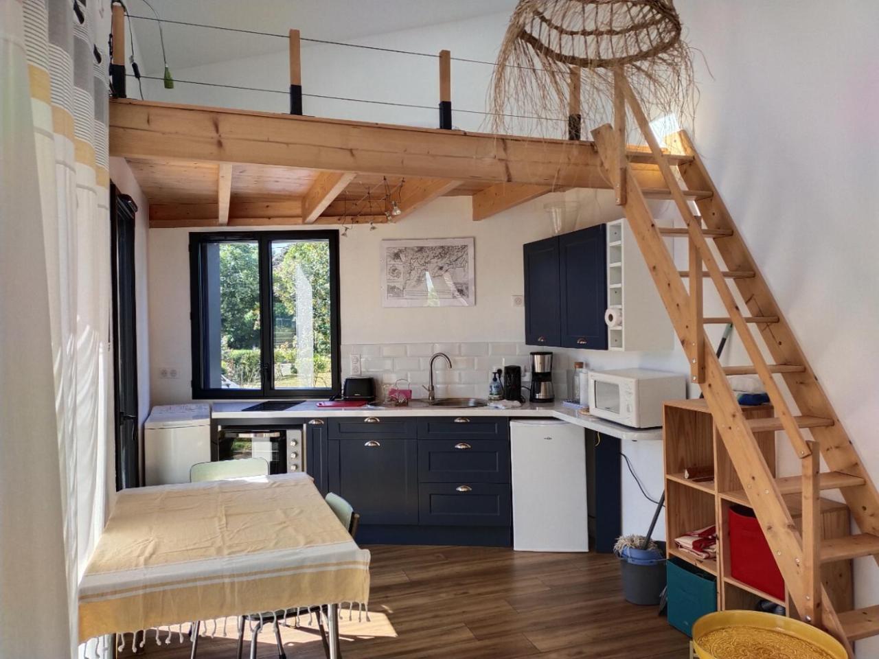 Notre Petite Maison