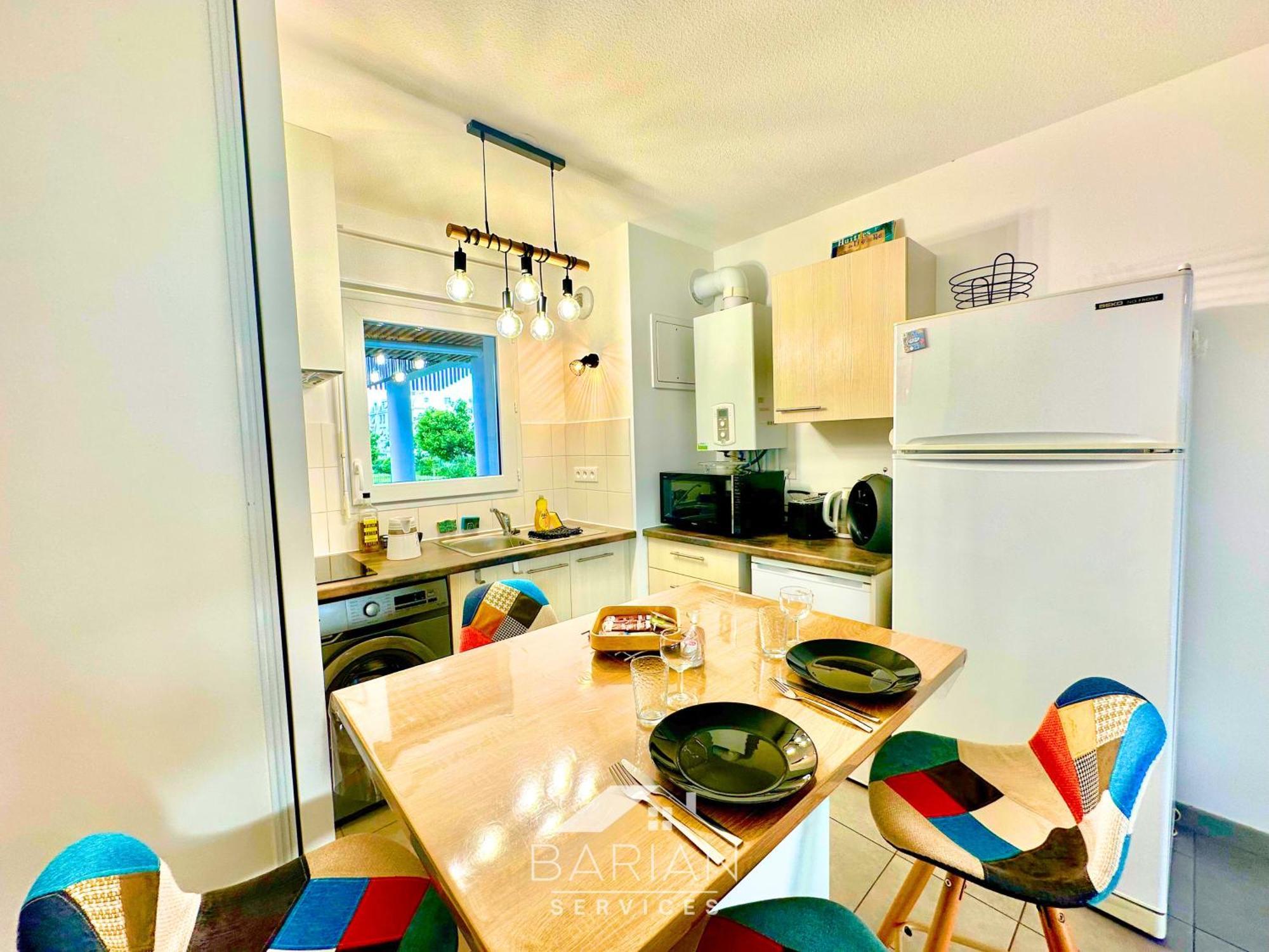 Le Cosy - Appt Avec Patio - 10 Min Centre-ville - Linge & Menage Inclus Apartment