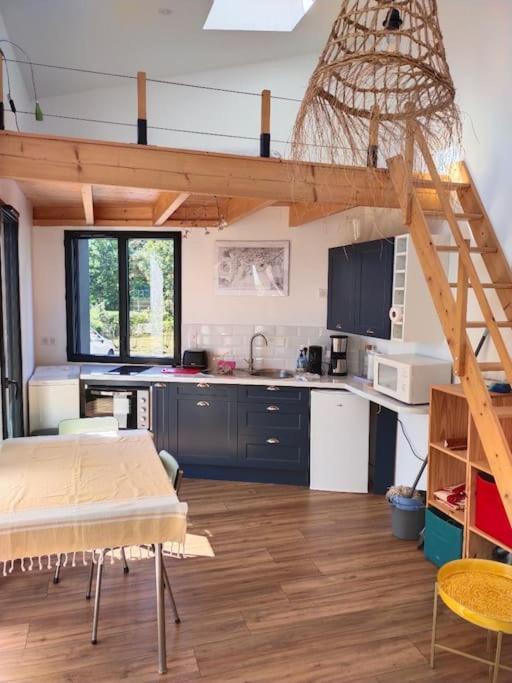 Apartment Notre Petite Maison La Rochelle (Charente-Maritime)