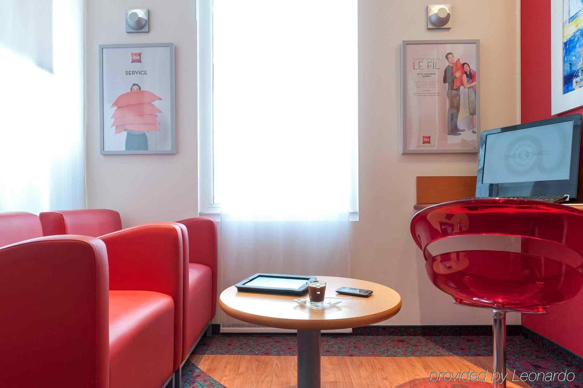 Hotel Ibis La Rochelle Centre Historique 3*