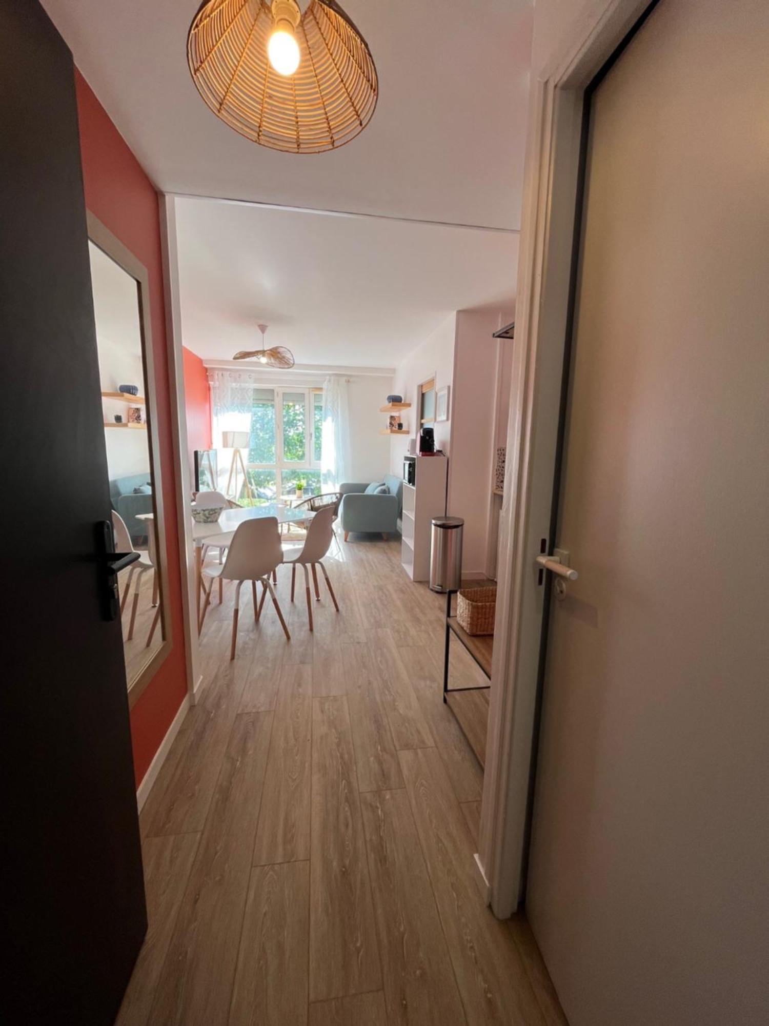 La Tour Saint-nicolas Apartment *