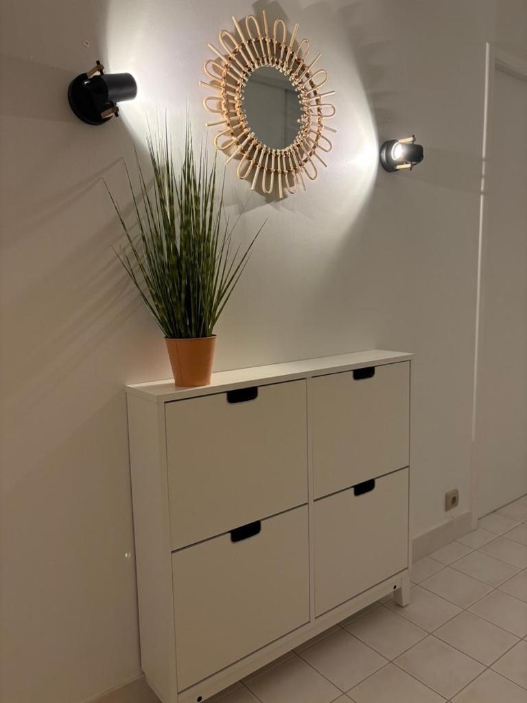 T2 500m Vieux-port Avec Parking Appartement *