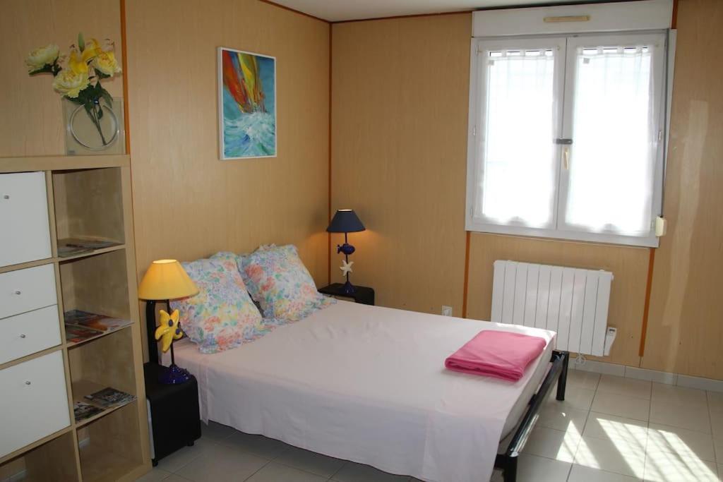 Grand A Pres De Vieux Port * La Rochelle (Charente-Maritime)