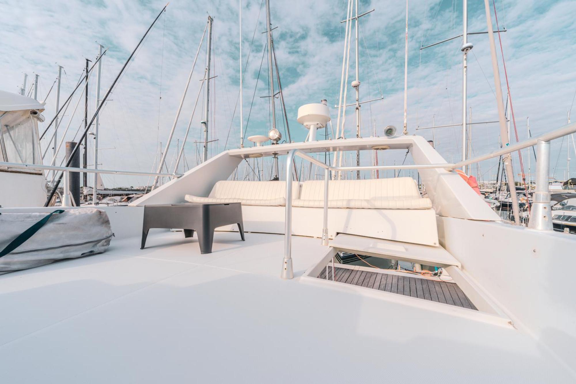 Botel Yacht Patxi La Rochelle *