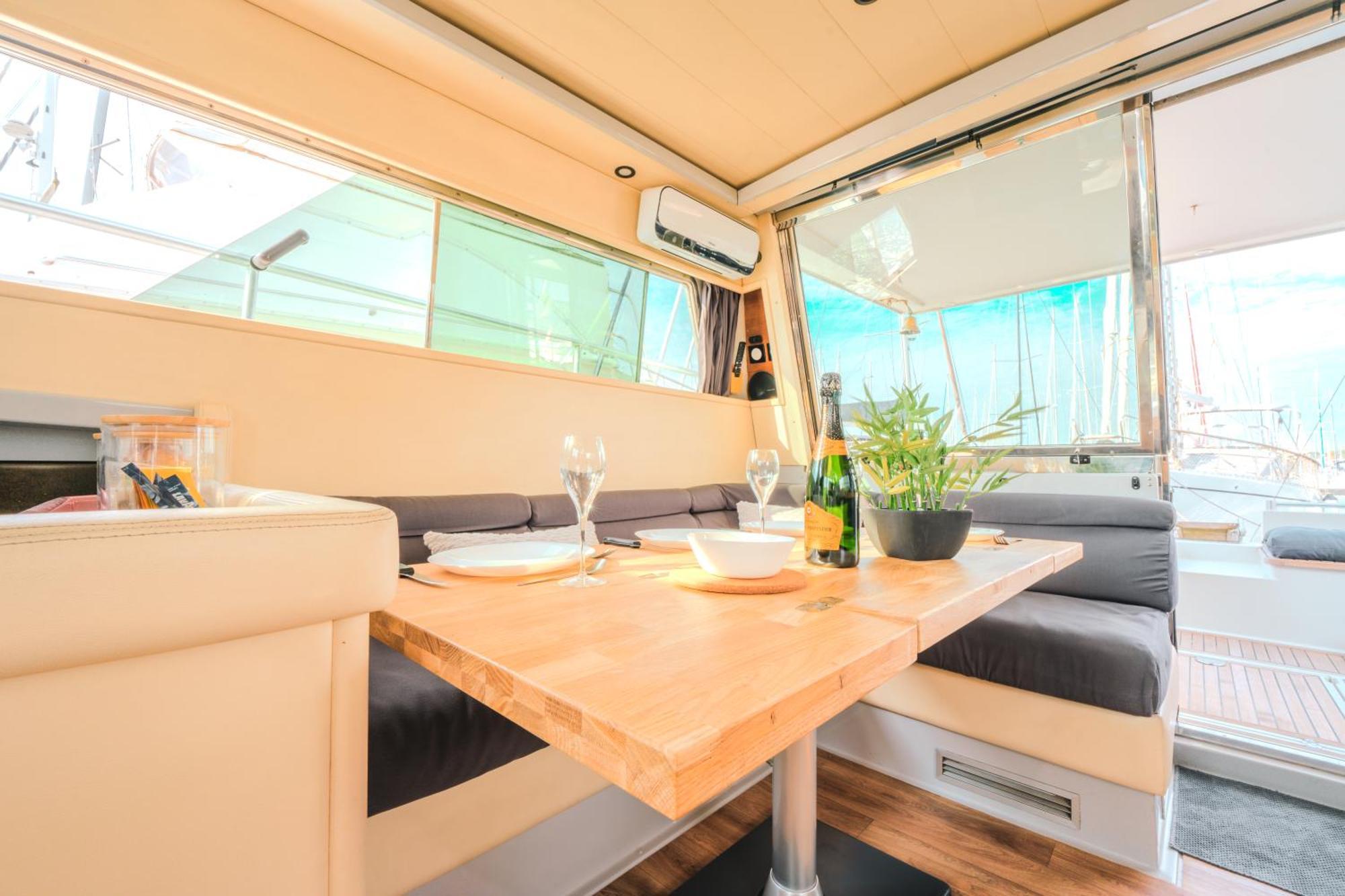 Bateau-hôtel Yacht Patxi La Rochelle *