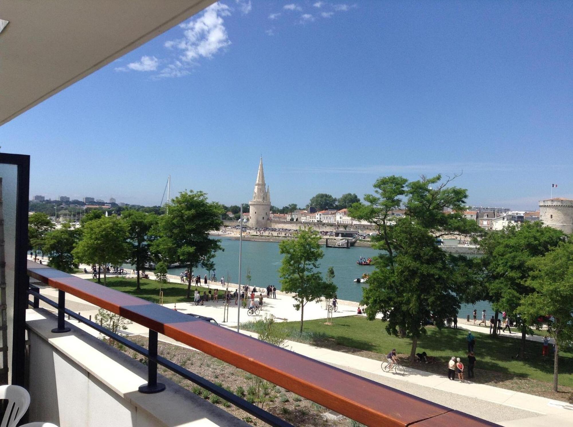 Les 2 Tours Appartement *