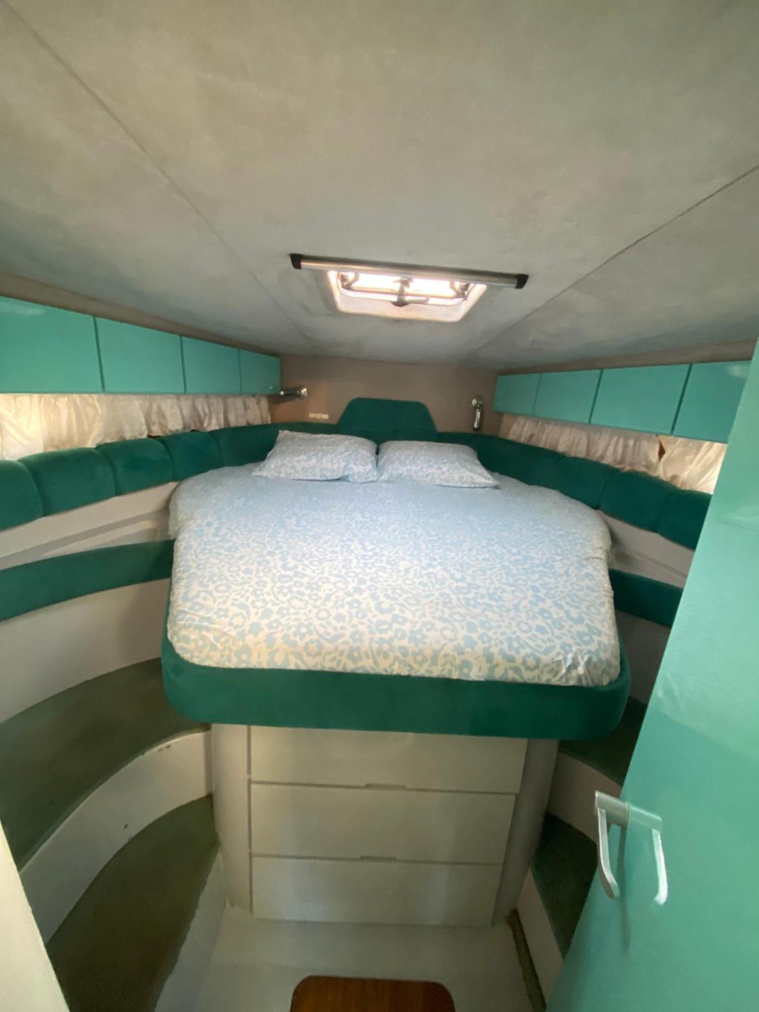 Nuit Atypique Sur Un Bateau Linge Et Menage Inclus - Boat Paradise La Rochelle Botel