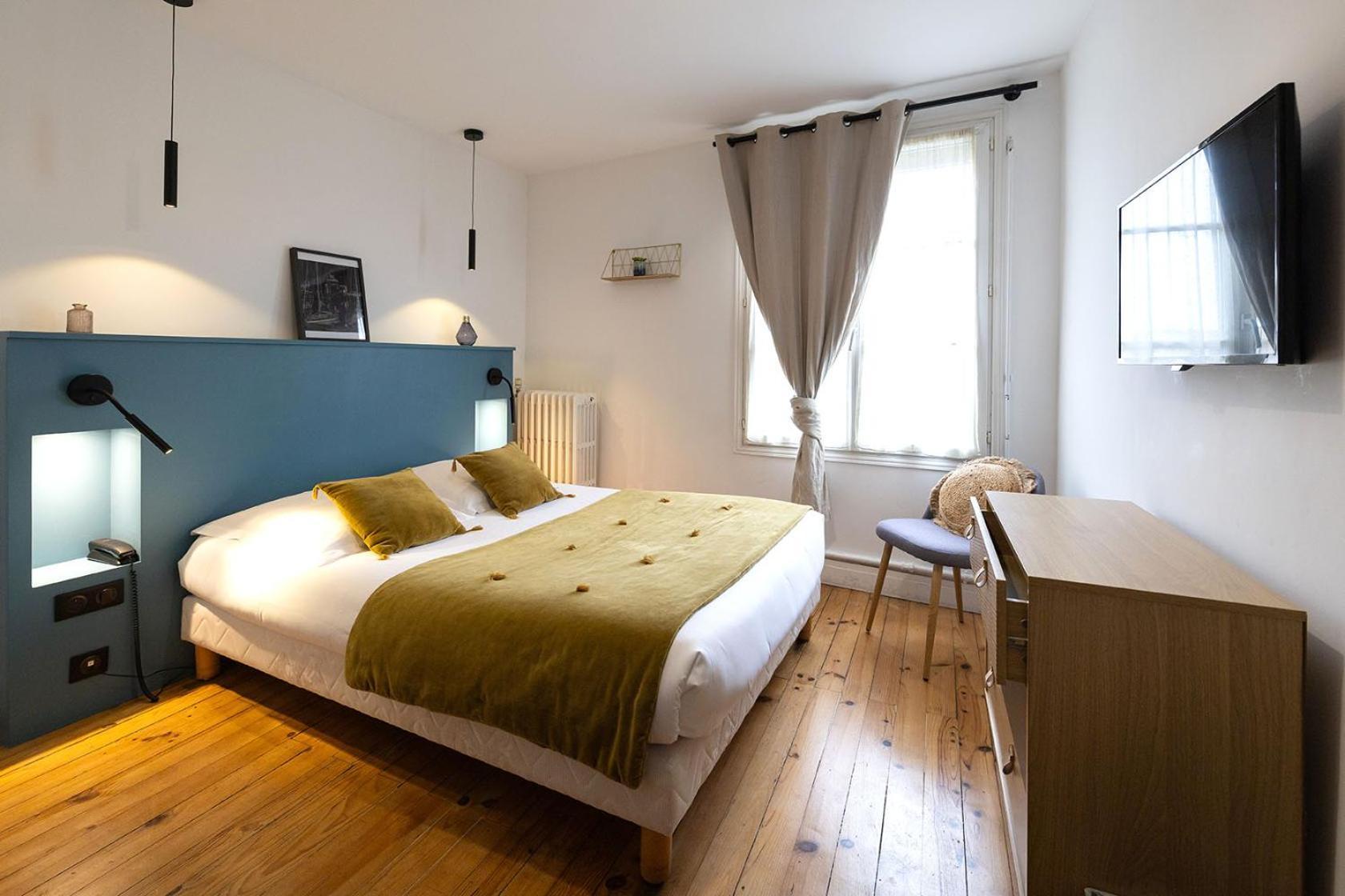 Hotel De La Paix La Rochelle (Charente-Maritime)