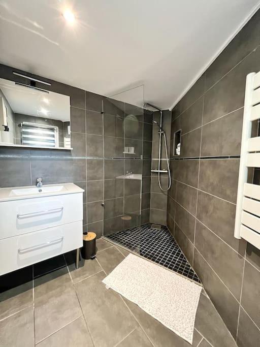 Elegant Et Son Parking Apartment La Rochelle (Charente-Maritime)