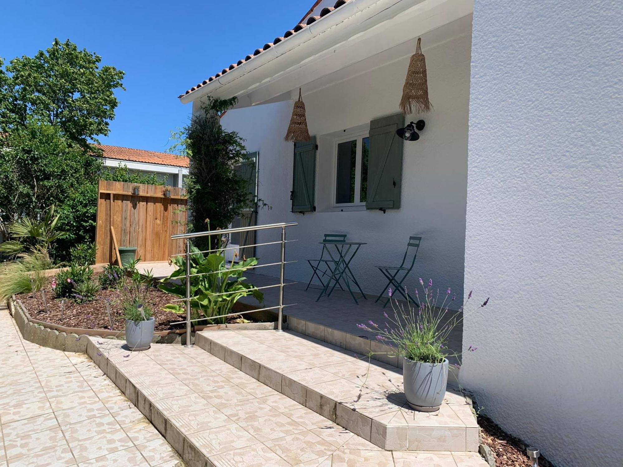 La Buissonniere Maison Avec Jardin La Rochelle 6 Personnes * La Rochelle (Charente-Maritime)