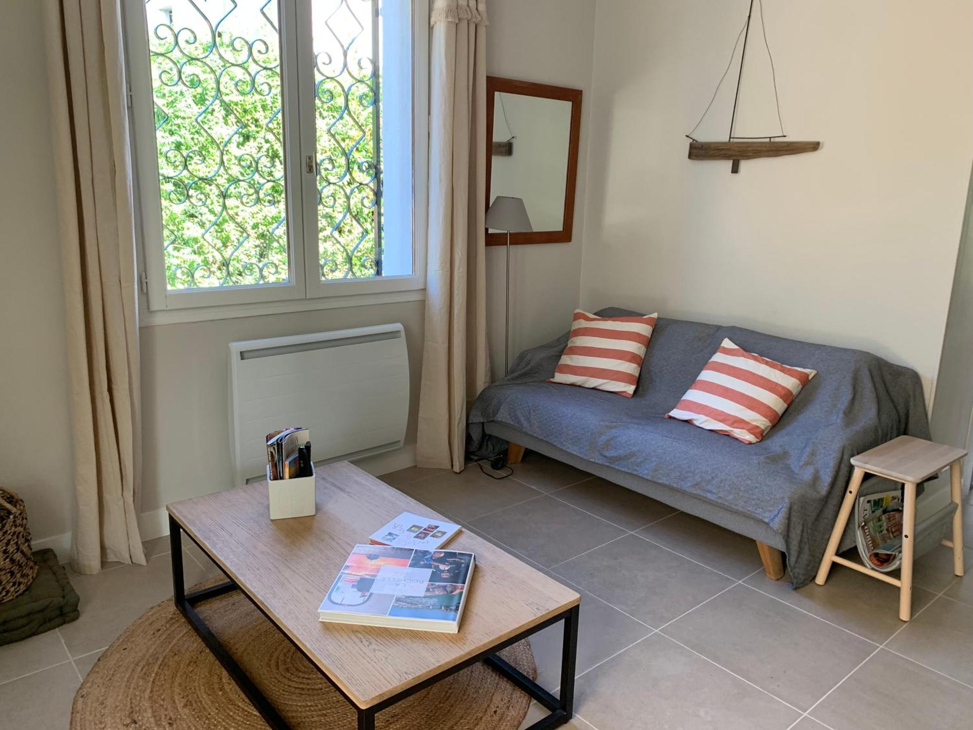 La Buissonniere Maison Avec Jardin La Rochelle 6 Personnes Hébergement de vacances *