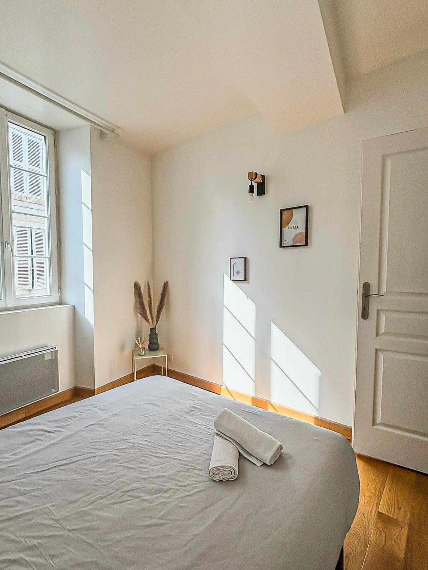 Appartement Les Saints Nico A 5 Min Port, Gare & Centre
