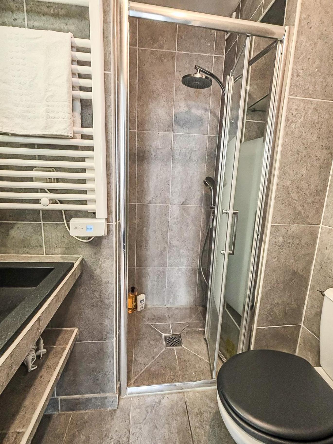Appartement Les Saints Nico A 5 Min Port, Gare & Centre