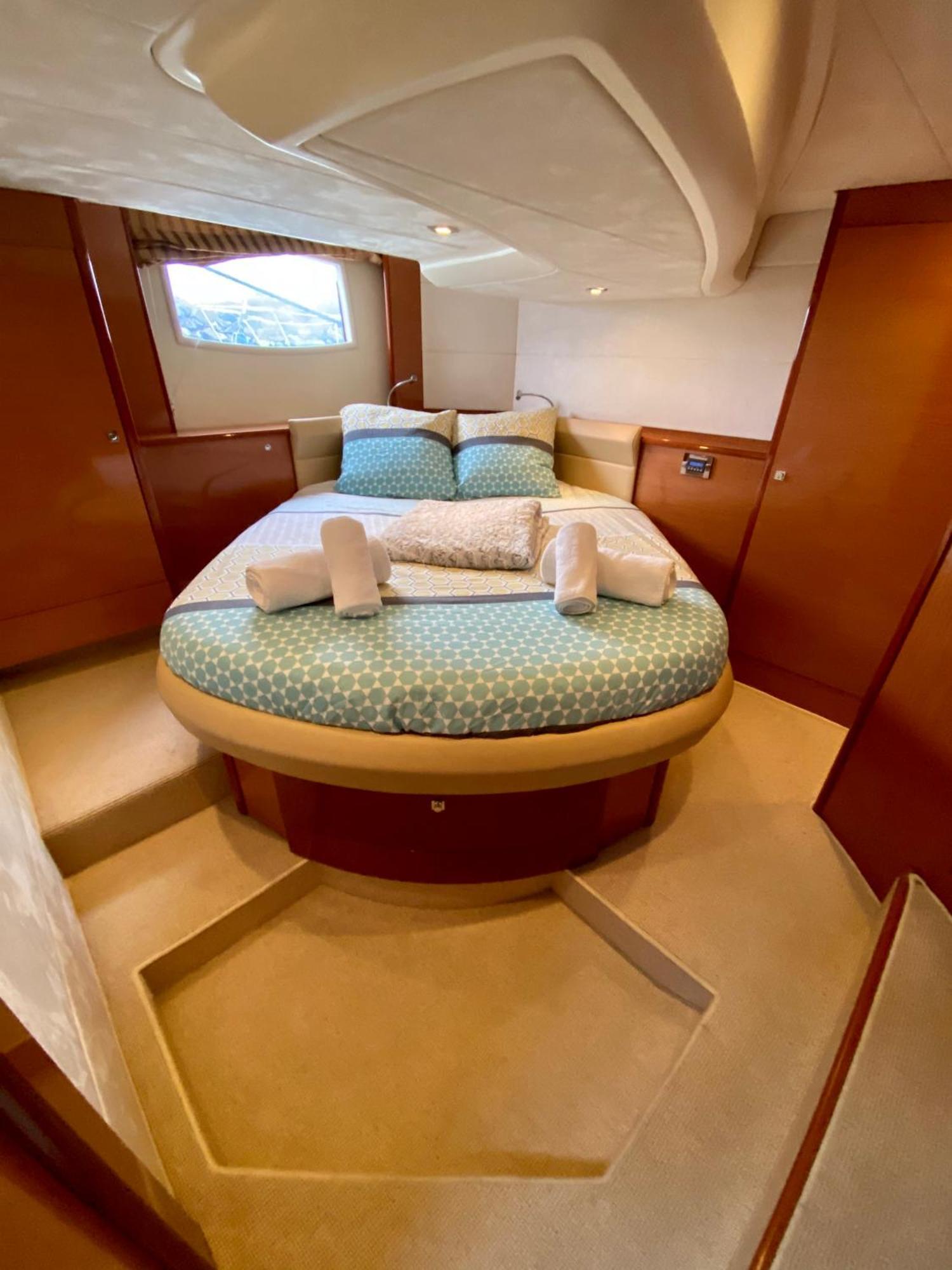 Sejour De Reve Sur Un Yacht Linge Et Menage Inclus - Boat Paradise La Rochelle *