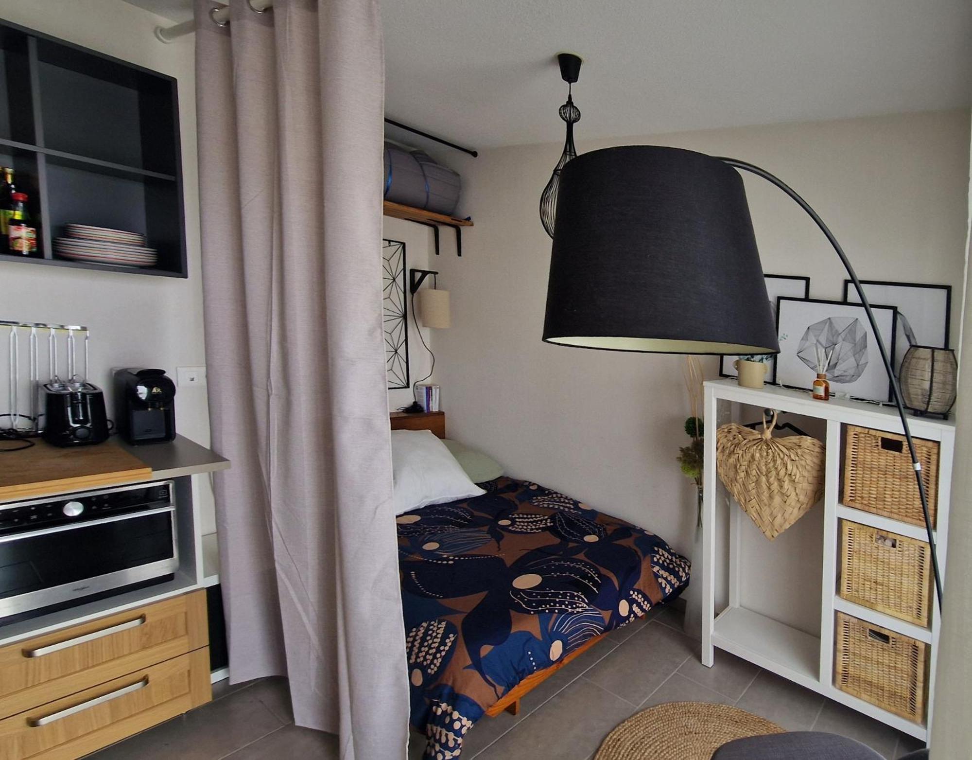 Ambre Appart-wifi-terrasse-parking-terrasse-2 Couchages Apartment