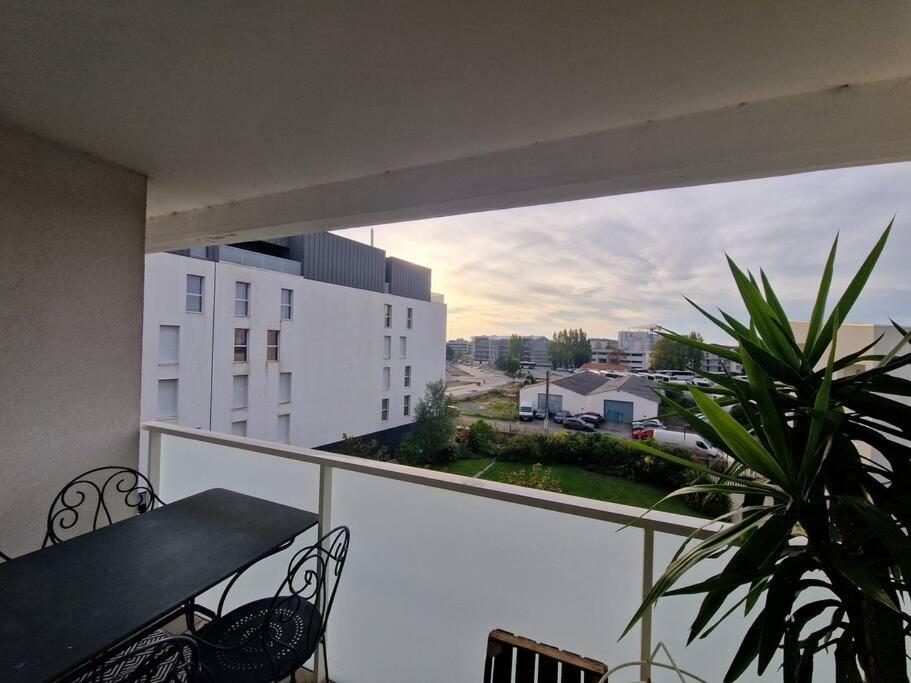 Ambre Appart-wifi-terrasse-parking-terrasse-2 Couchages La Rochelle (Charente-Maritime)