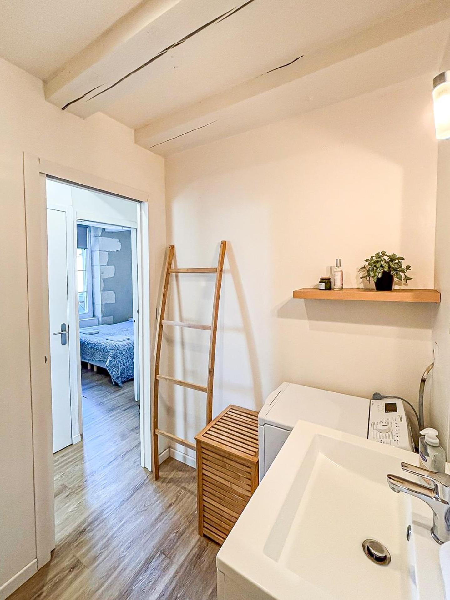 Le Toit Du Marche A 5 Min Du Port Appartement